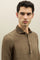 Grünes stückgefärbtes Leinen-Poloshirt