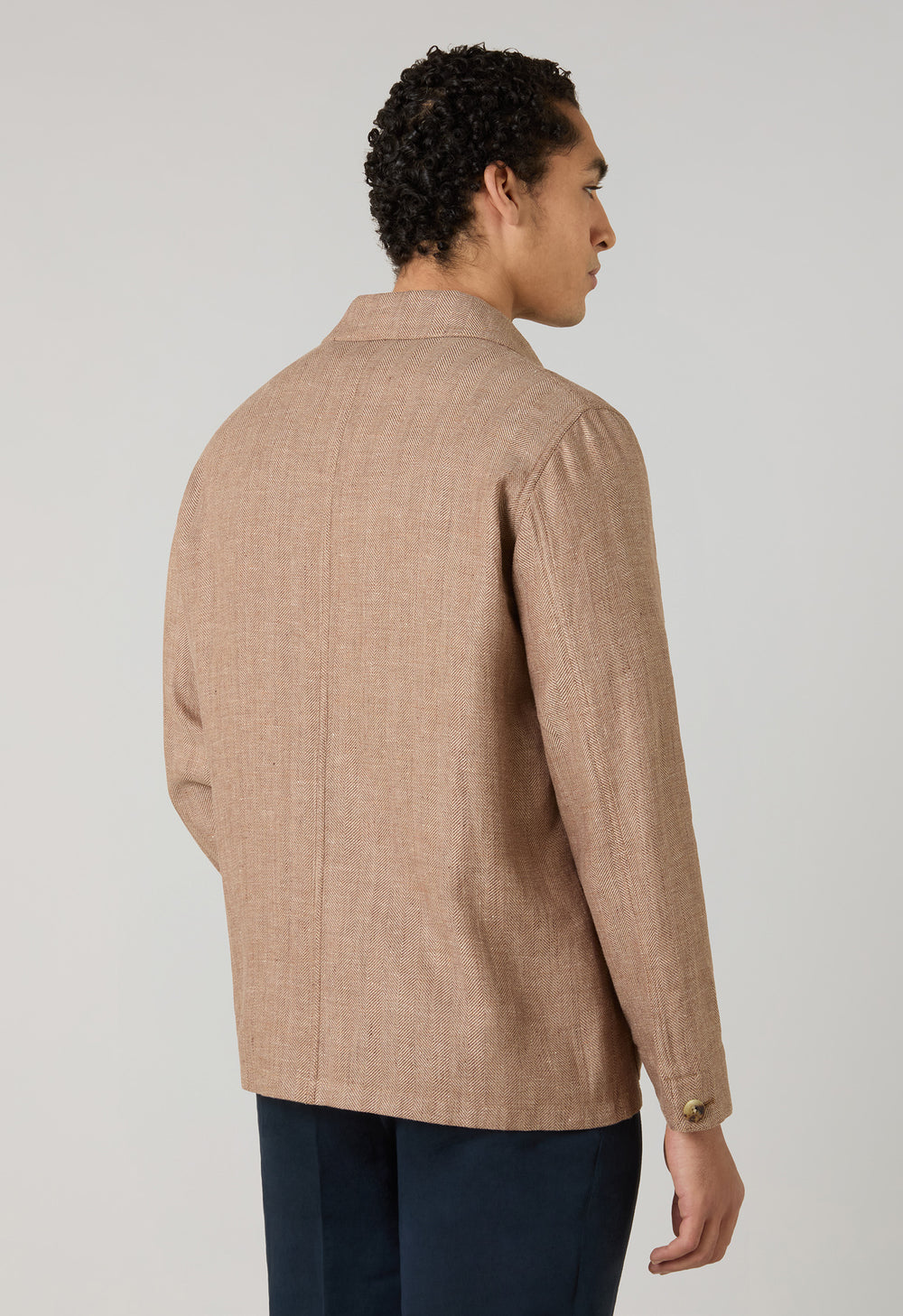 Giacca Workwear in lino e lana a spina di pesce marrone chiaro