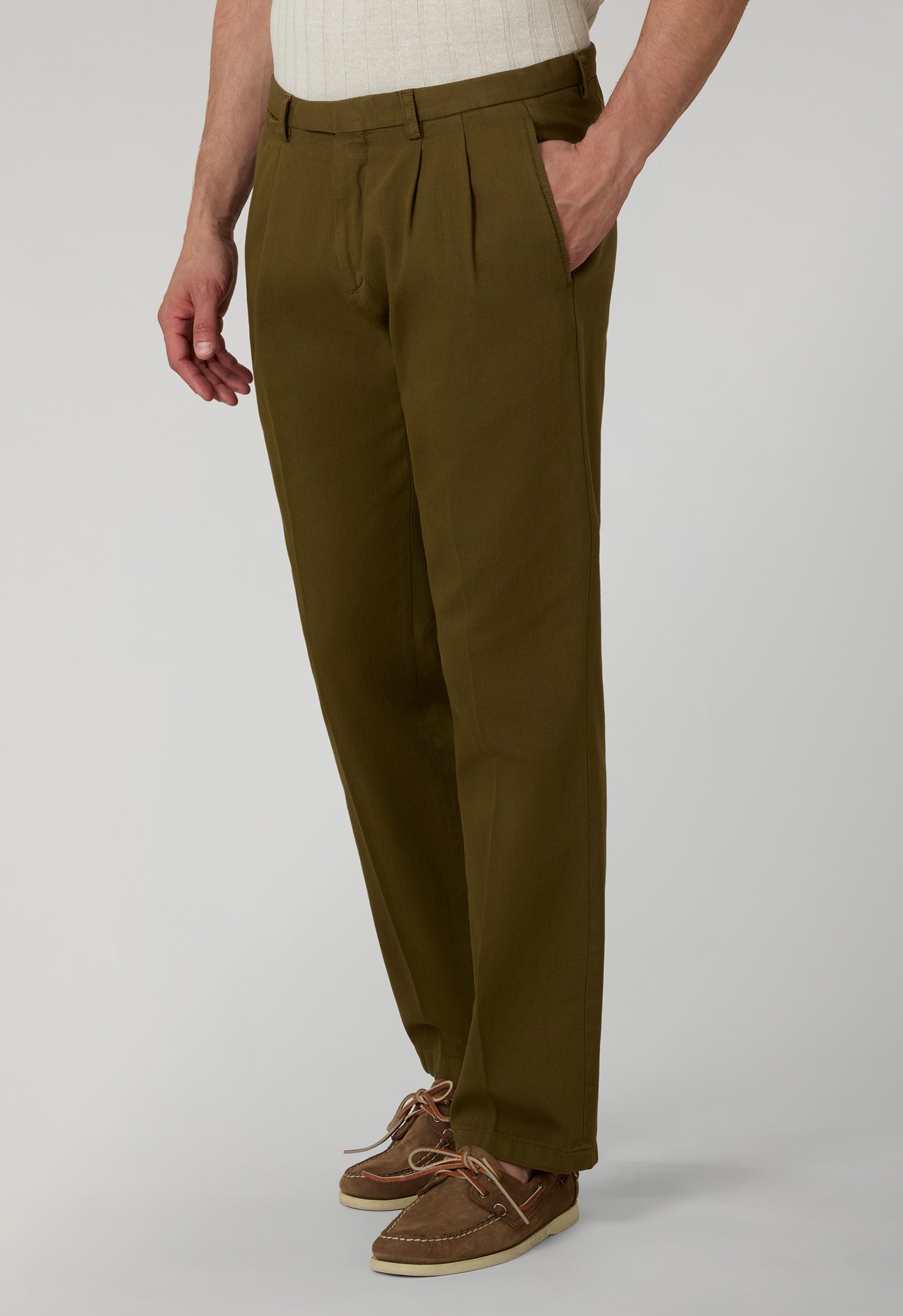 Pantalone Napoli in cotone stretch tinto in capo marrone chiaro