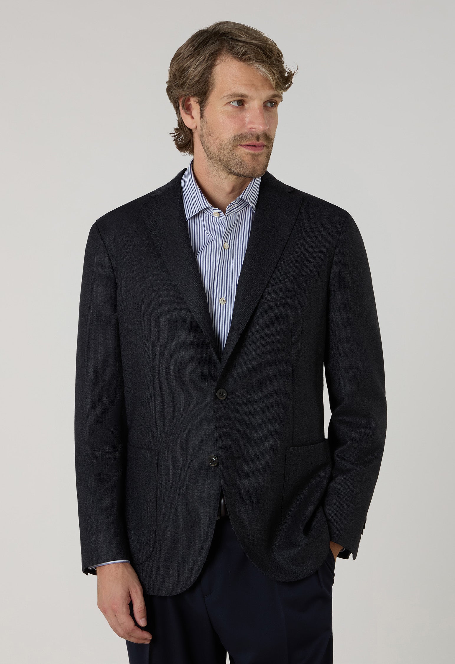 Dunkelgraue K-Jacket aus Hopsack-Wolle