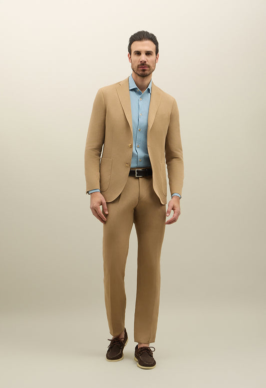 Dunkelbeiger K-Suit aus Leinen-Tencel-Satin