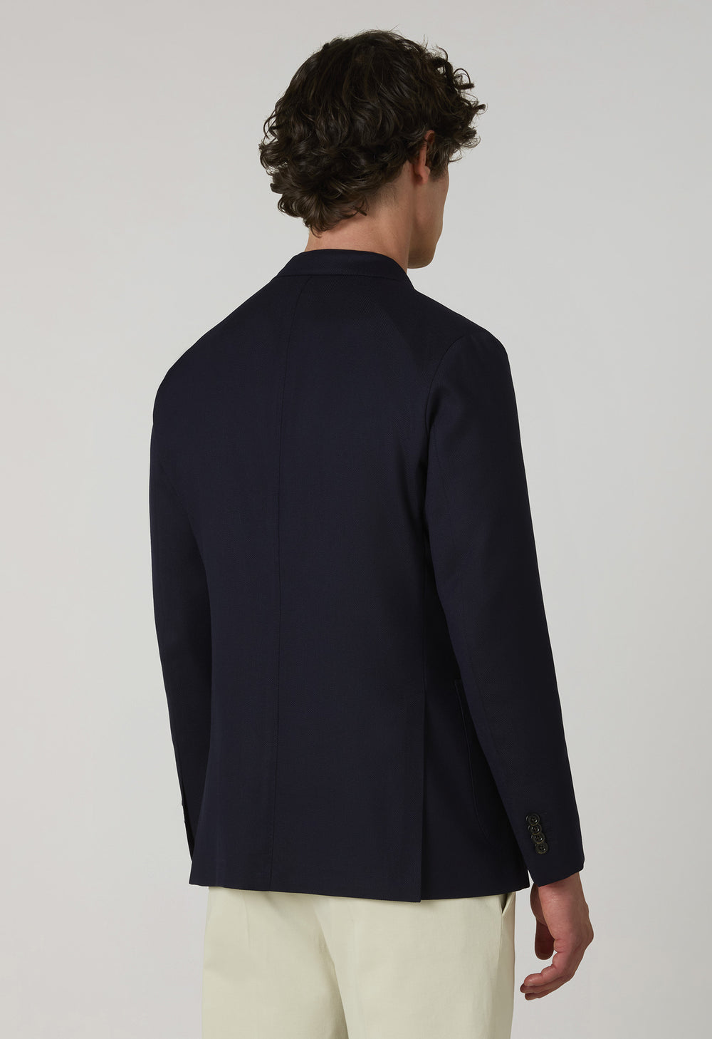 Doppelreihige blaue K-Jacket aus leichter Wabenwolle