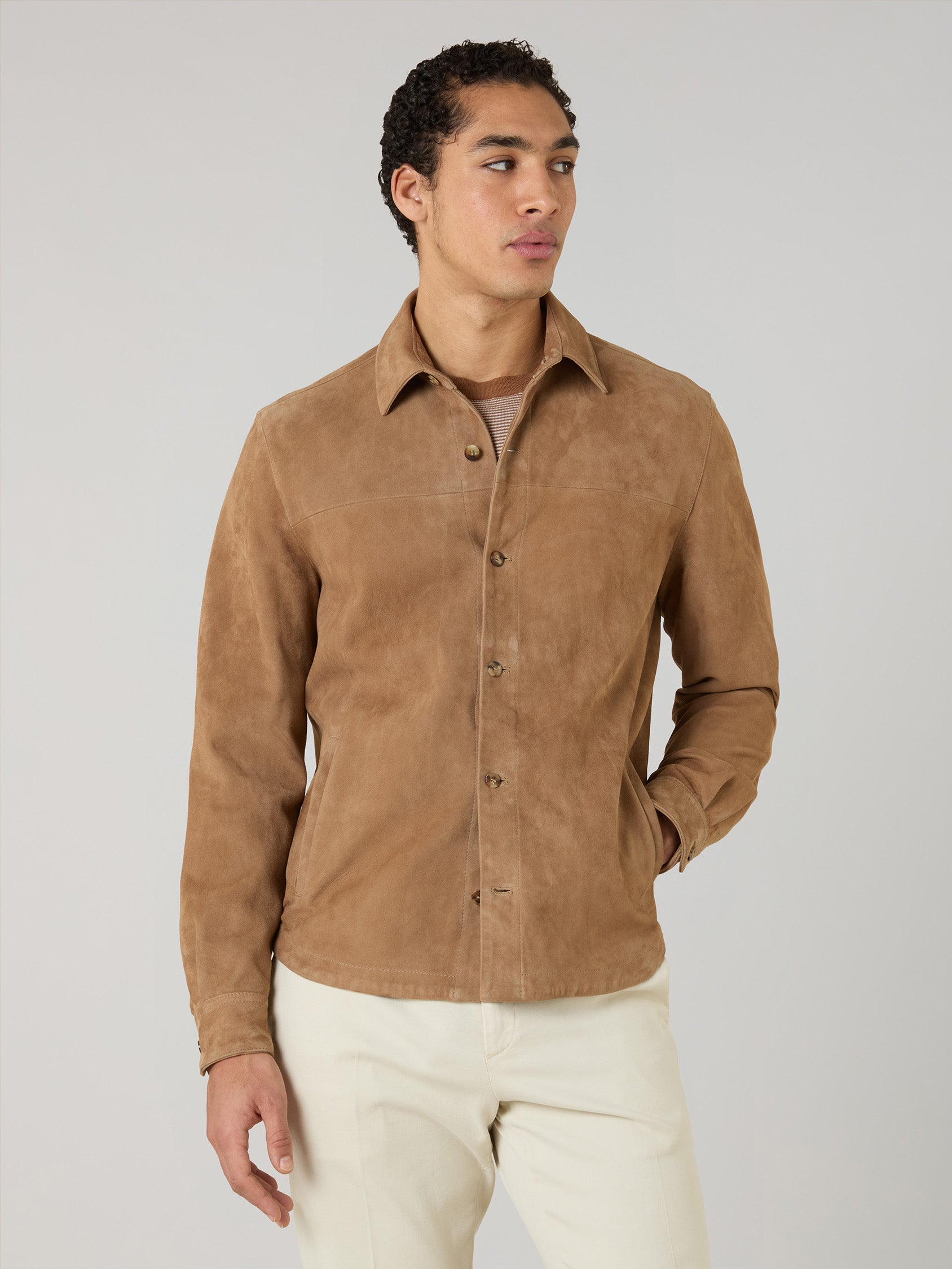 Overshirt in suede cammello