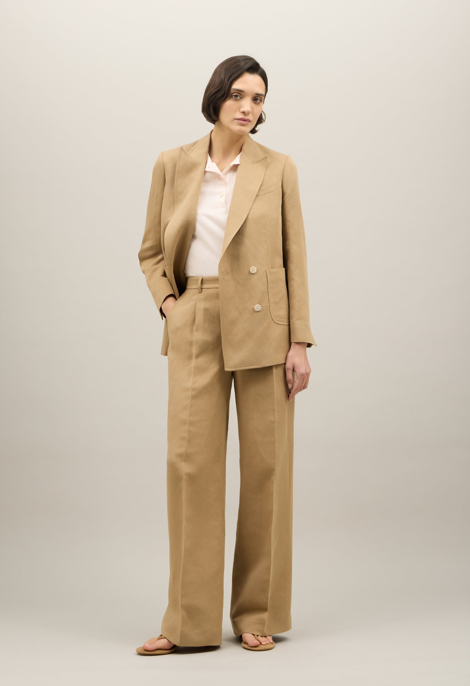 Blazer Maia in lino e tencel satin beige